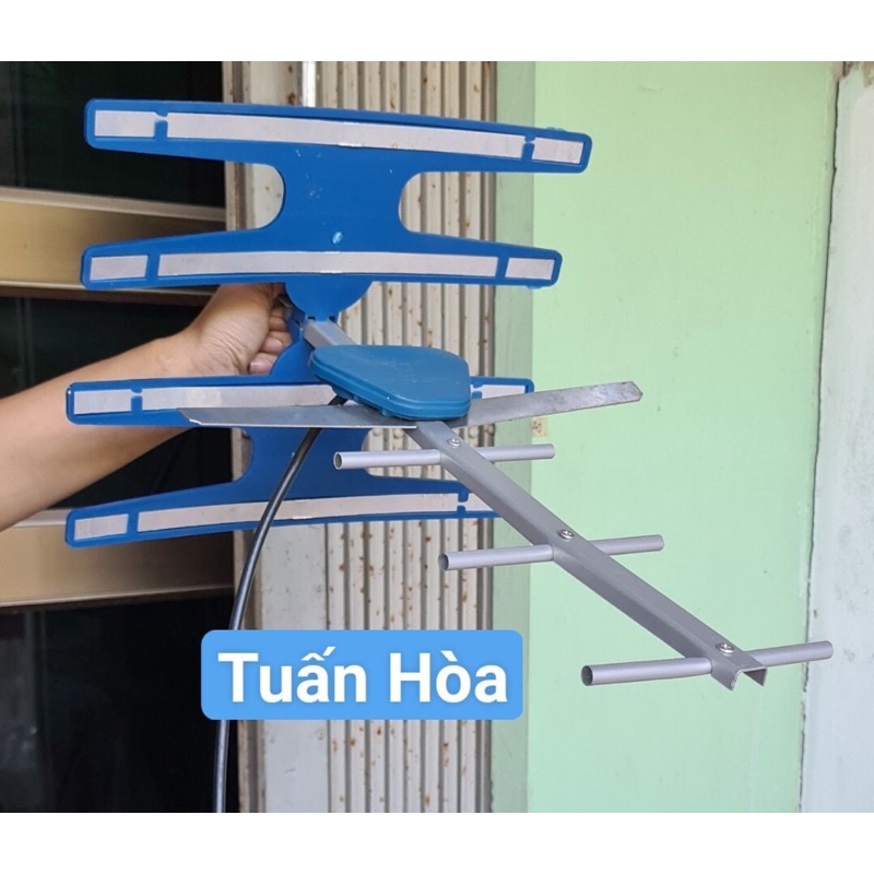 Angten DVB T2 - Hàng chất lượng cao gồm dàn angten Núi sóng khỏe gắn dây đúc 15m