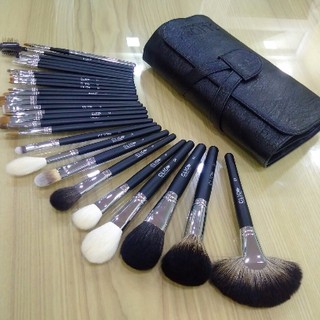 Bộ cọ clio 28 cây lông chồn số 03