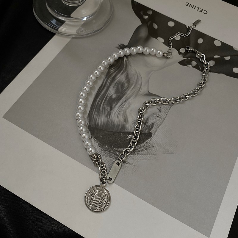 Dây Chuyền Mặt Tròn Đính Ngọc Trai Phong Cách Hip Hop