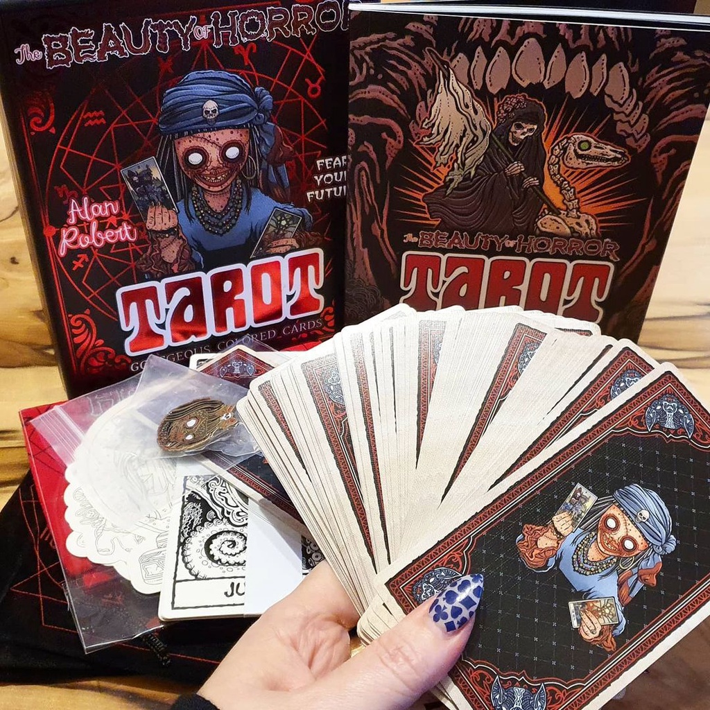 Bài The Beauty of Horror Tarot (Guu Tarot Shop)