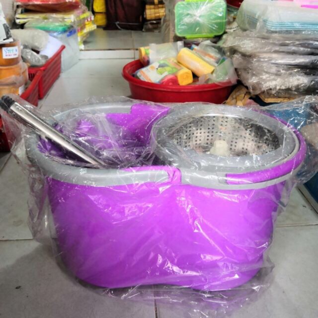 Thùng lau nhà tròn xoay