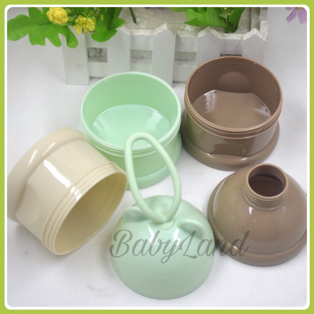 Hộp chia sữa bột 3 ngăn riêng biệt có quai cầm rất tiện lợi cho bé đi chơi đi du lịch babyland