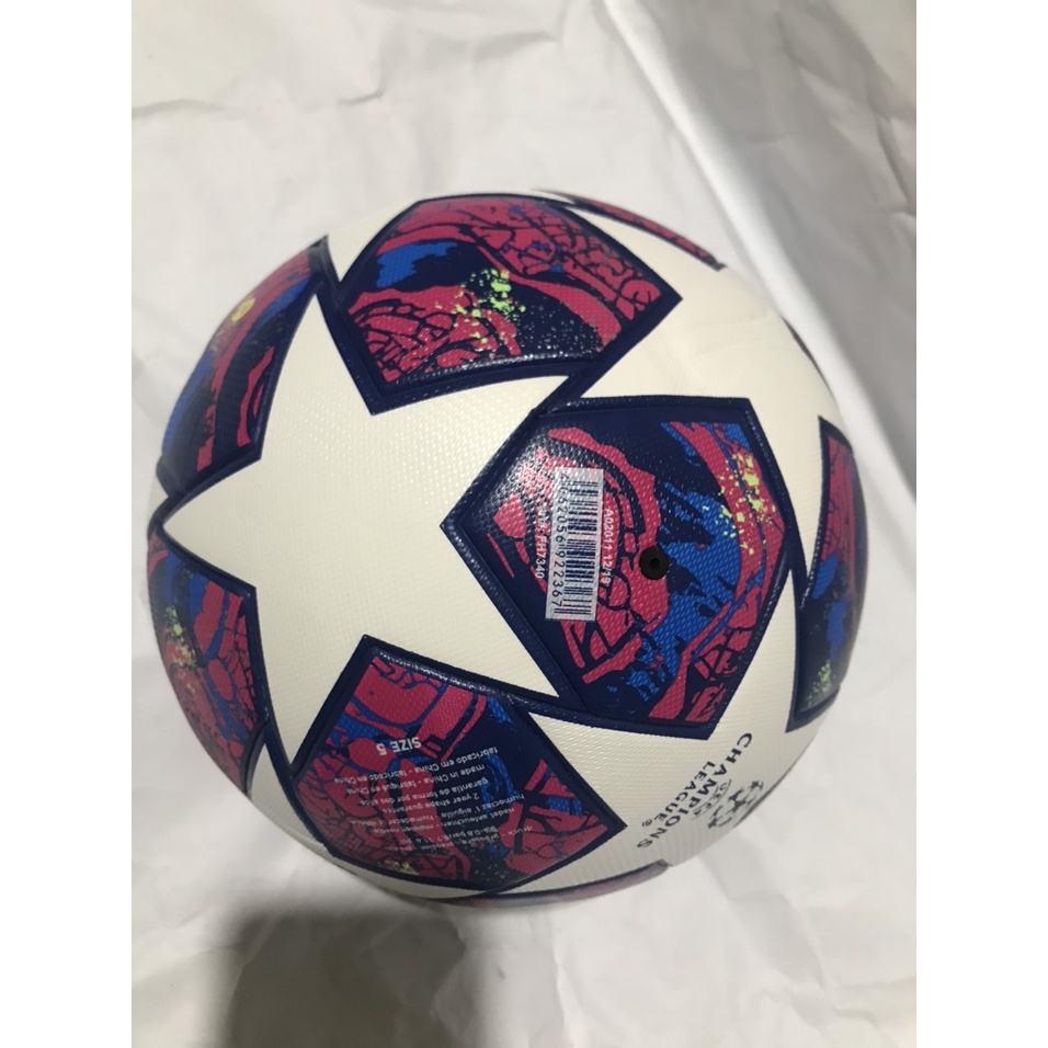 Quả bóng đá đúc chuyên nghiệp Cup C1 size 5