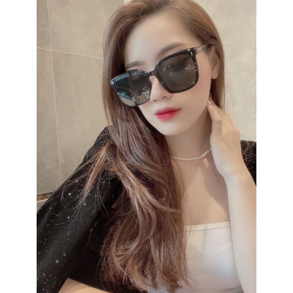 Kính Shein có mail mua hàng của web