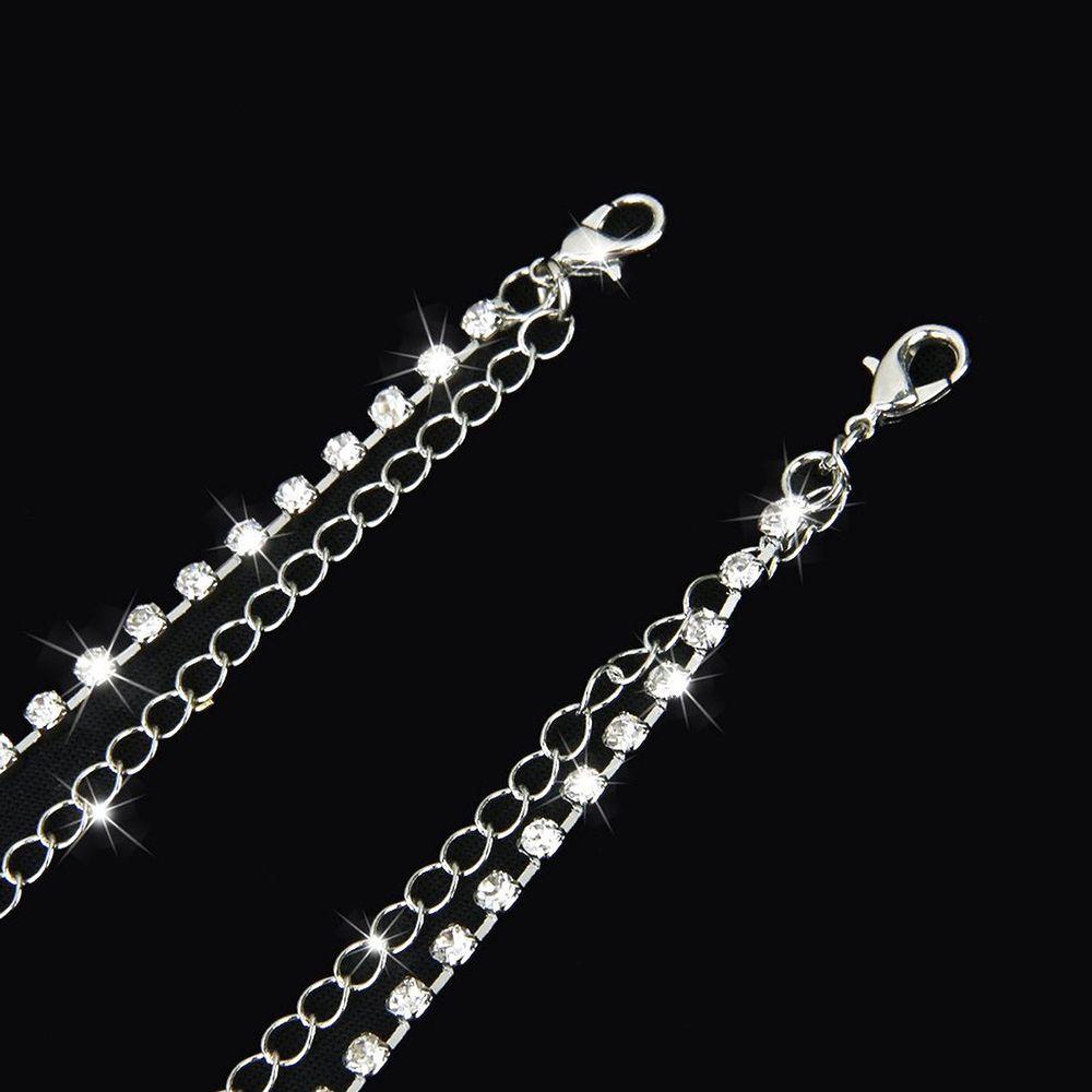 Dây Áo Ngực Hình Trái Tim Cho Cô Dâu Trong Tiệc Cưới