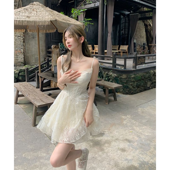 Váy/ đầm 2 dây tiểu thư bánh bèo phong cách Hàn Quốc