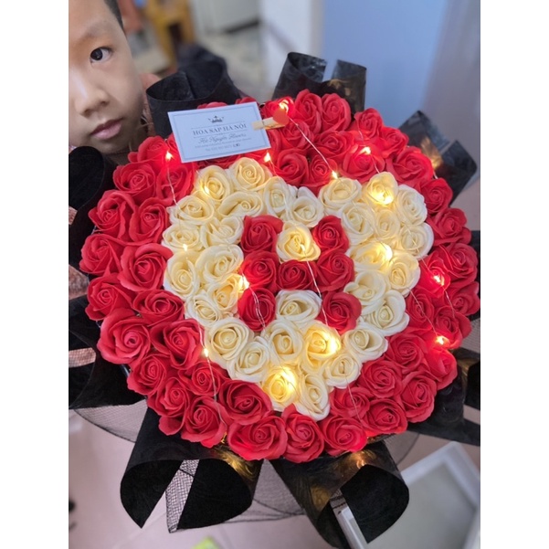 [QUÀ TẶNG SINH NHẬT]_ BÓ HOA HỒNG SÁP 99 BÔNG KẾT HỢP LƯỚi SIÊU SANG