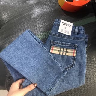 Quần Jean dáng baggy