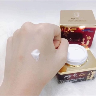 Kem Hồng sâm hàng xách tay