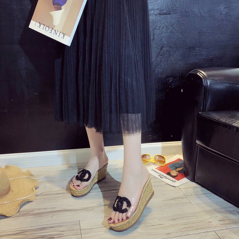 Dép Sandal Đế Xuồng Dày Quai Trong Suốt Đính Đá Thời Trang Sành Điệu