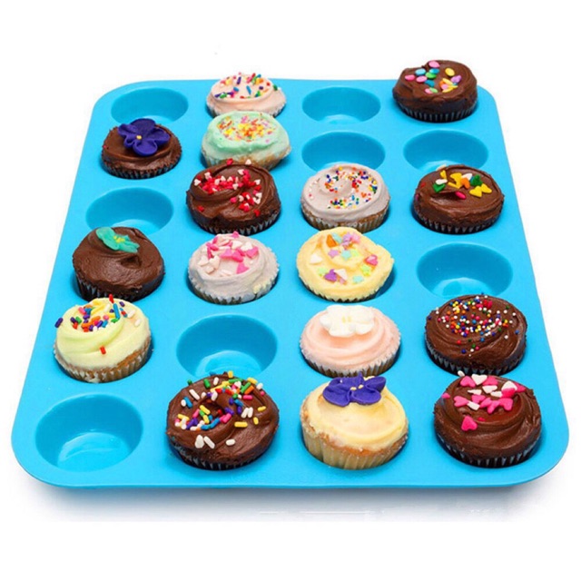 Khuôn cupcake silicon 24 ô