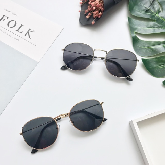 Gọng vintage form lớn