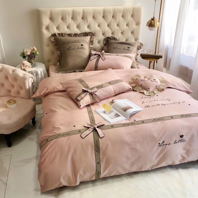 Set chăn ga gối cưới lụa tim (set 7 món)