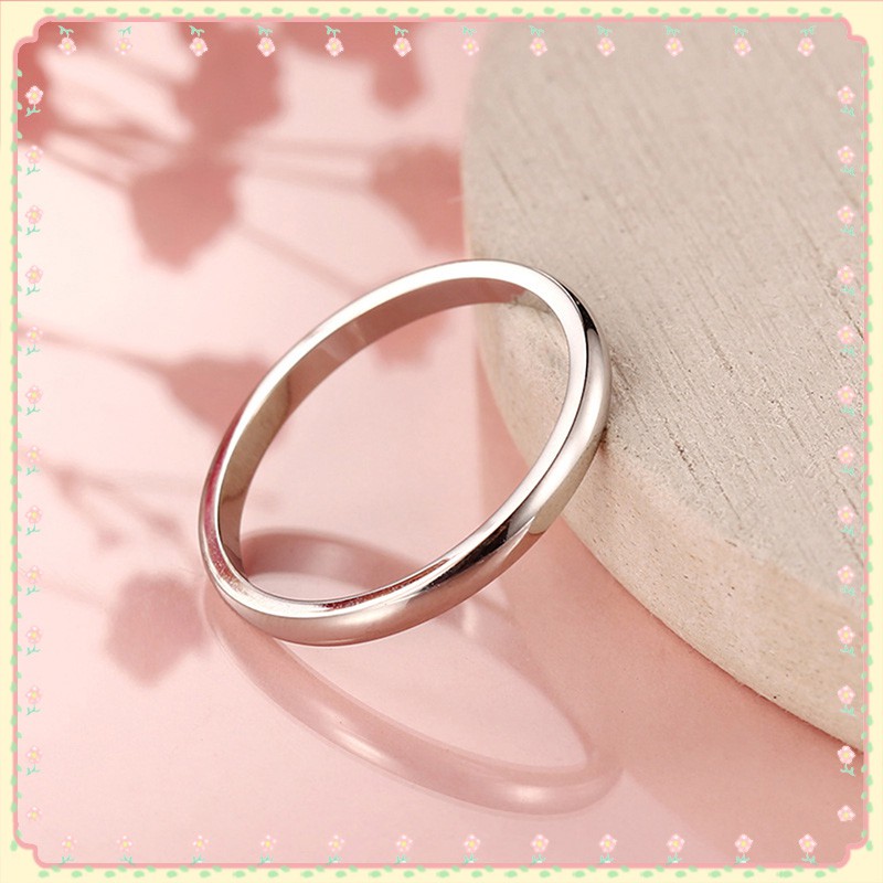 Nhẫn đính hôn đánh bóng phong cách tối giản cho nữ