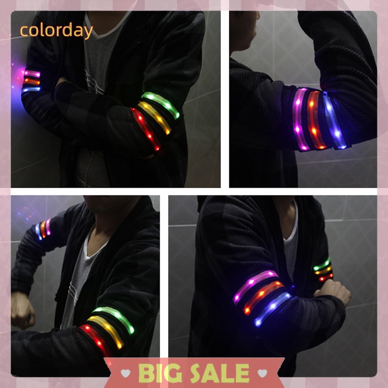 Vòng đeo tay có đèn LED phát sáng
