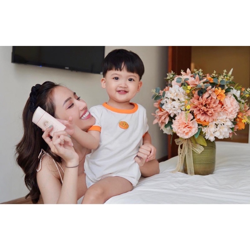 Kem nắng cho da nhạy cảm Anessa Mild Milk