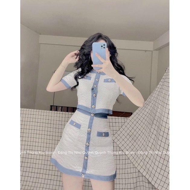 Set Áo Croptop Xốp Kèm Chân Váy Chữ A Viền Xanh Nút Tiểu Thư