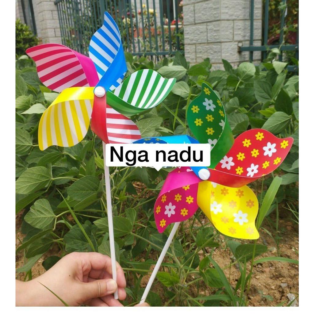 Combo 10 chong chóng 4 cánh 5 cánh 6 cánh nhiều cầm tay màu trang trí trường học, mầm non, homestay, khách sạn, cà phê