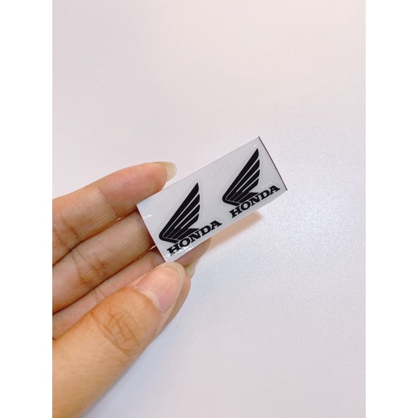 Cặp 2 tem dán bảng số logo cánh chim đen 2.4x1.9cm, tem trong suốt cao cấp