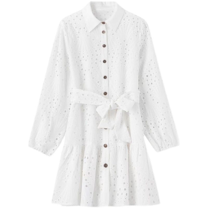 Váy mini ZR thêu đục lỗ