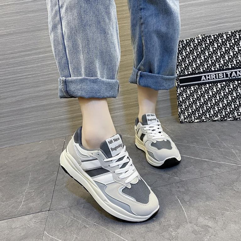 Giày thể thao Ulzzang Fashion xám vạch trắng độn đế nam nữ Giầy sneaker đế đen hot hit 2022