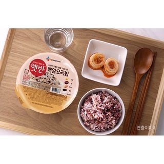 Cơm Ngũ Cốc Ăn Liền CJ Hàn Quốc 햇반] 매일잡곡밥 210G | sieuthiHAHA