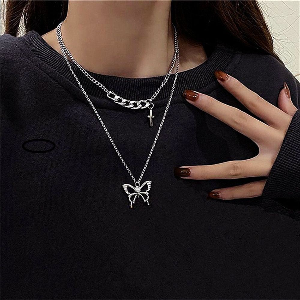 Vòng cổ nữ hai lớp phối mặt hình bướm thập giá đơn giản phong cách hiphop thời trang