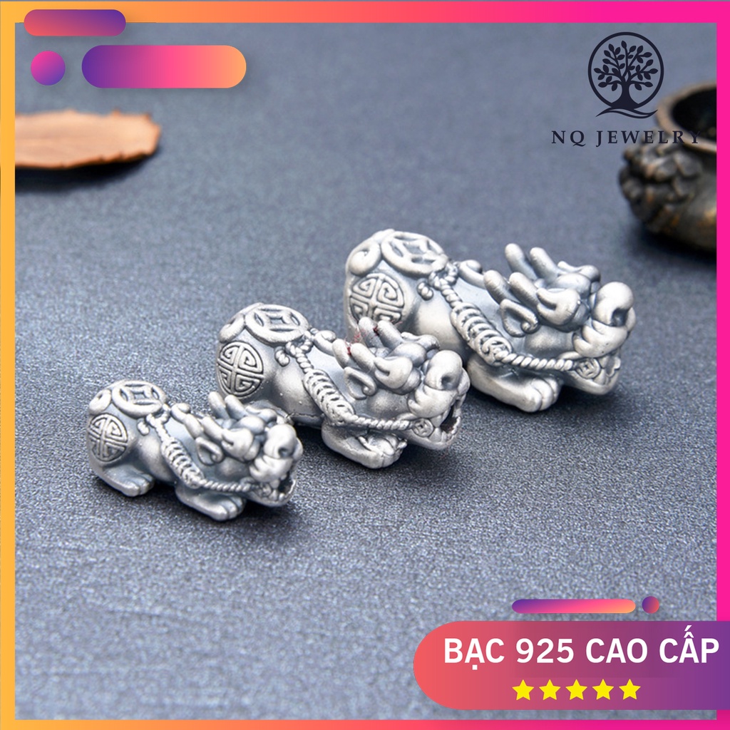 Charm bạc tỳ hưu xỏ ngang