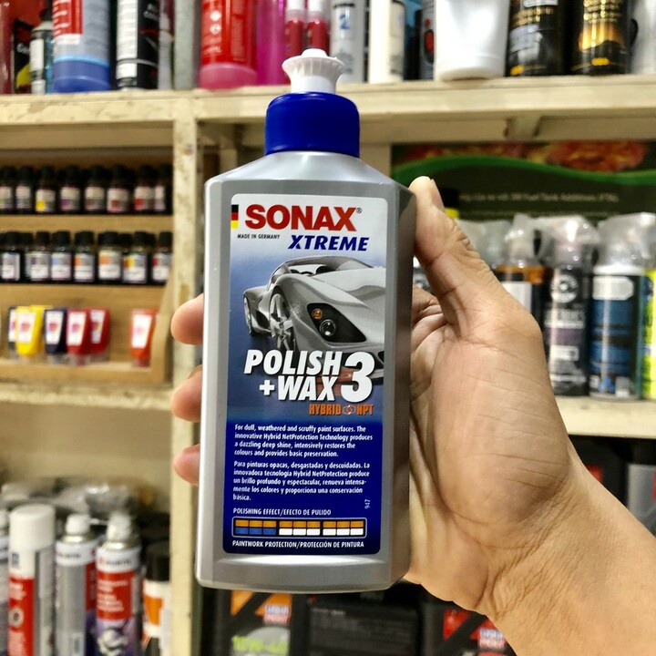 Dung dịch xóa xước, đánh bóng và bảo vệ sơn xe 3 trong 1 Sonax Xtreme Polish Wax 202100