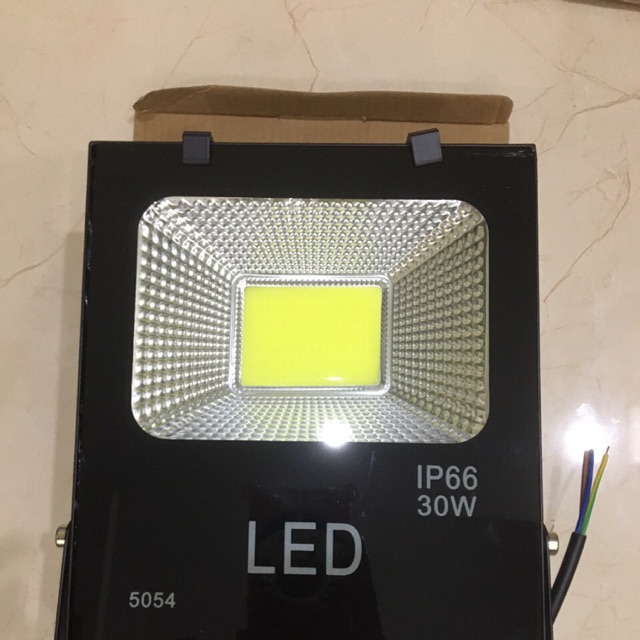 ĐÈN PHA LED 30W CAO CẤP NGOÀI TRỜI