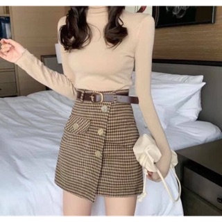 Chân váy kẻ caro khuy