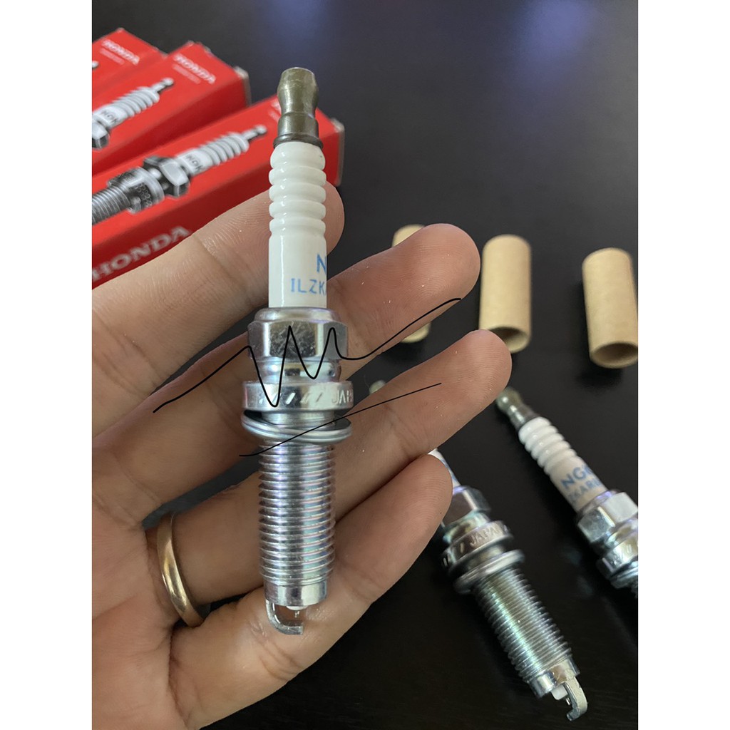 Bộ 4 Bugi Iridium Honda 12290-59B-003 Dùng cho Honda Civic 1.5 Turbo