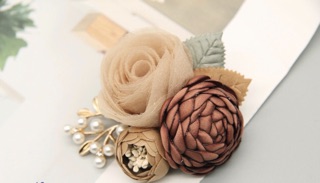 Hoa chùm cài áo handmade