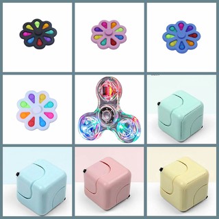 Đồ Chơi Con Quay Giảm Căng Thẳng Có Đèn Led