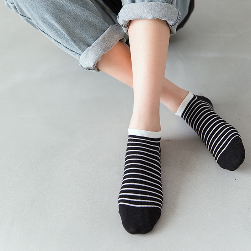 Vớ Cotton Cổ Thấp Thêu Họa Tiết Hoa Cúc Màu Sắc Ngọt Ngào Phong Cách Nhật Bản Thời Trang Cho Nữ