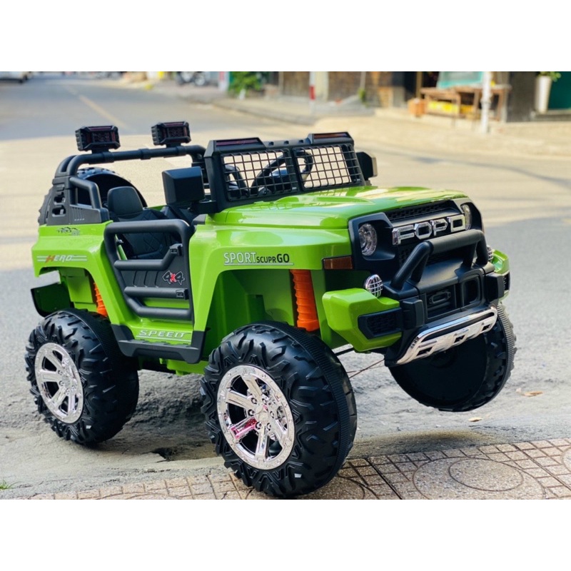 Ô tô điện trẻ em kiểu dáng Ford địa hình 9199