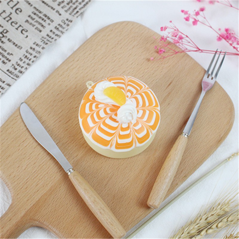 Đồ Chơi Nắn Bóp Hình Bánh Kem Thiết Kế Ngộ Nghĩnh