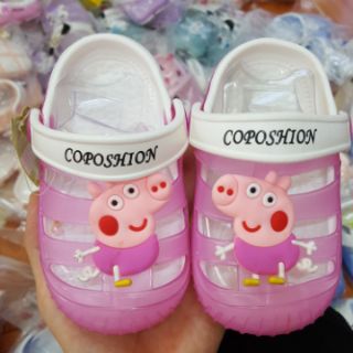 Dép sục cho bé