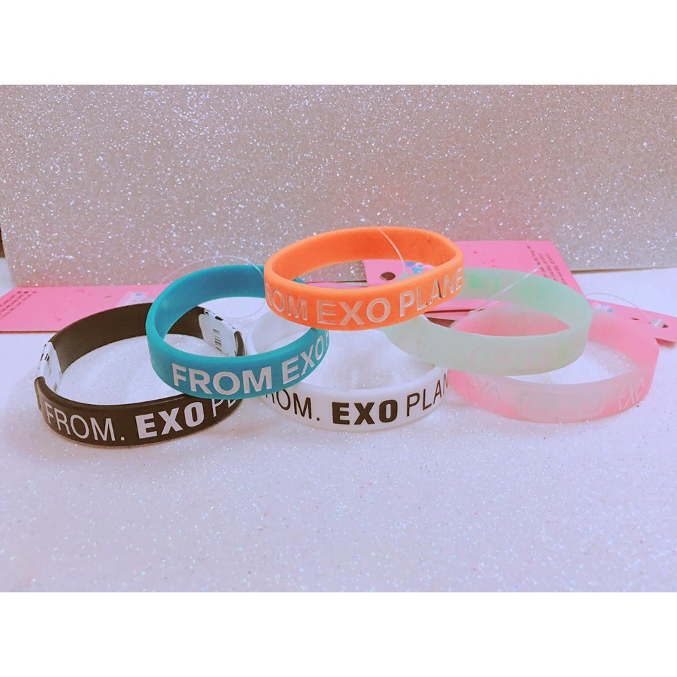 Vòng tay cao su EXO