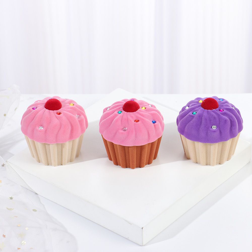 Hộp đựng nhẫn hình bánh ngọt kiểu dáng sang trọng đa năng