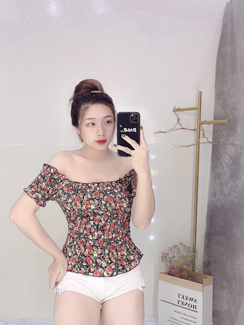 Áo trễ vai hoa nhún ngực dễ thương - hình thật
