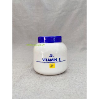 Kem Dưỡng Da Vitamin E THÁI LAN Nắp Xanh