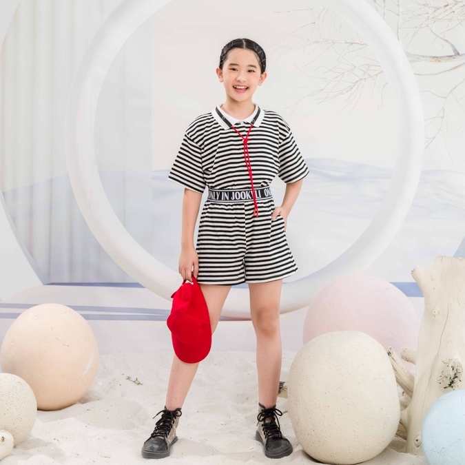 Bộ đồ thiết kế JOOKYLI bé gái cotton họa tiết kẻ 94G0983