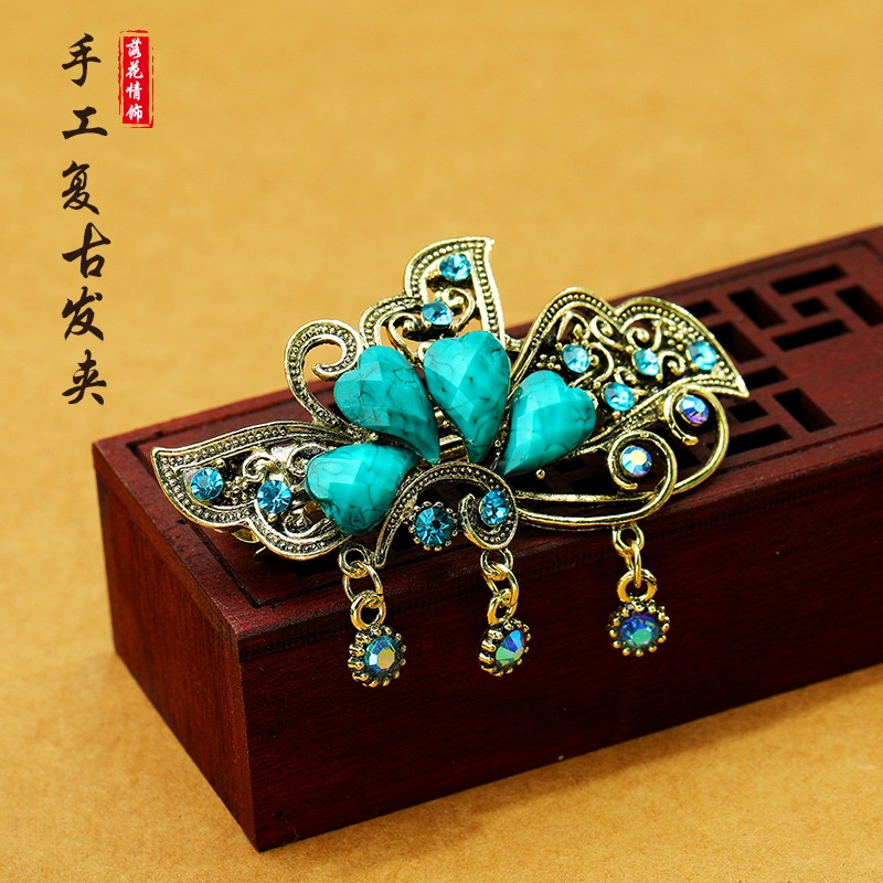 Kẹp Tóc Ruy Băng Đính Hình Bướm Tua Rua Kiểu Hán Phục Cổ Điển