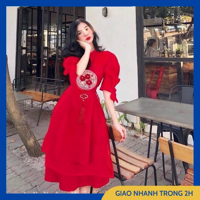 Váy Cổ Tàu Đỏ, Đầm Nữ Tay Bồng Ngắn Thắt Nơ Dáng Xòe Tầng Đính Logo Hoa Nổi Chất Taffta Cao Cấp, Váy Tết Cách Tân Siêu X