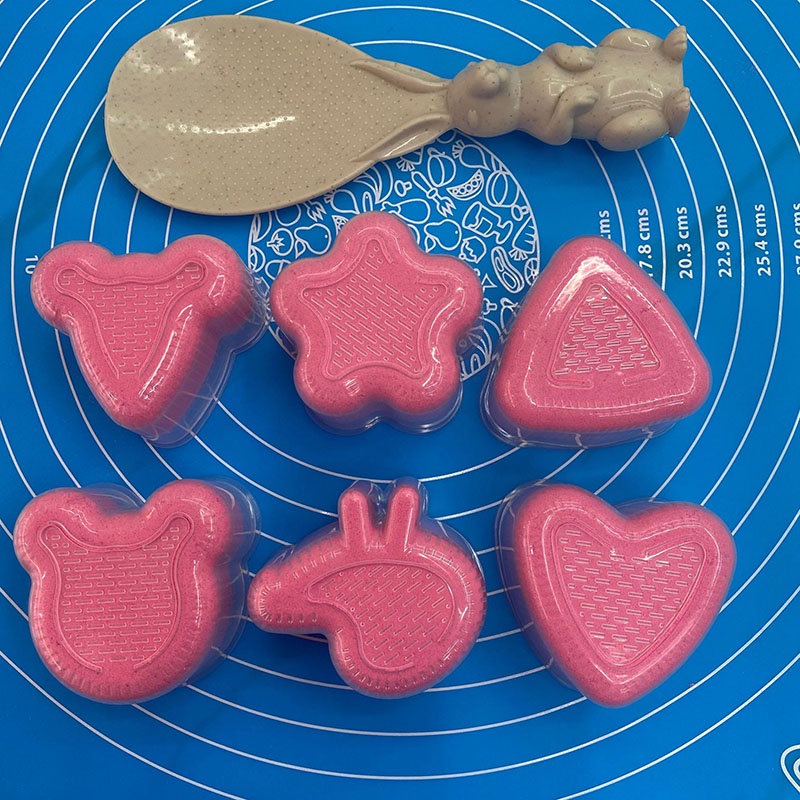 Bộ khuôn làm cơm nắm sushi kiểu Nhật Bản chuyên dùng cho bé