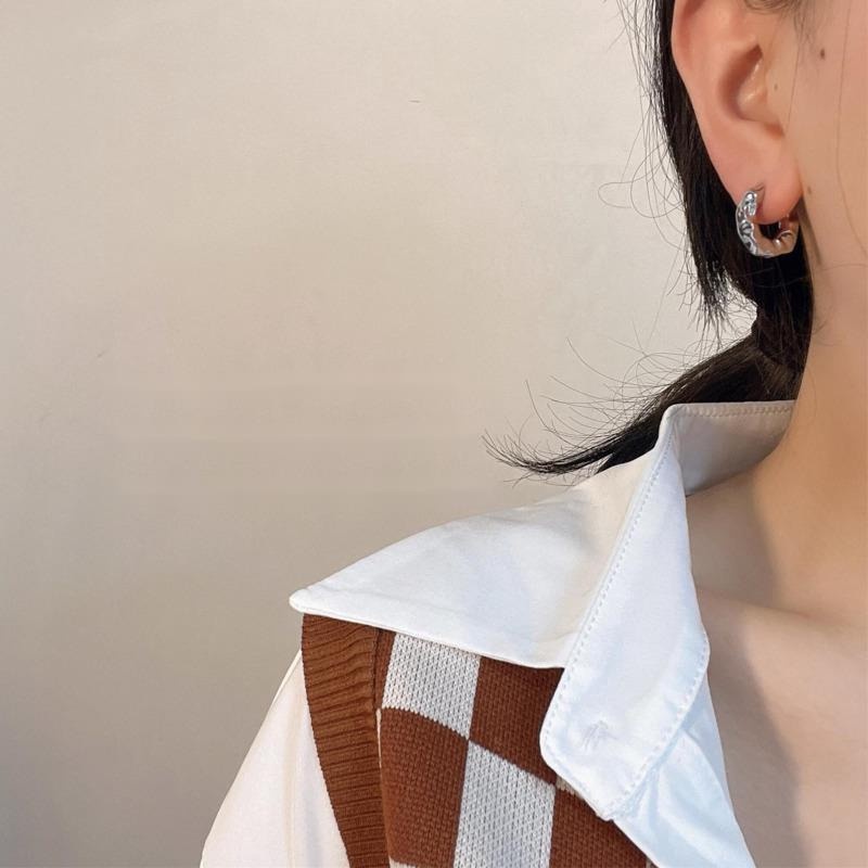 Bông Tai Kim Loại Phong Cách Retro Đơn Giản Dễ Phối Đồ 19464