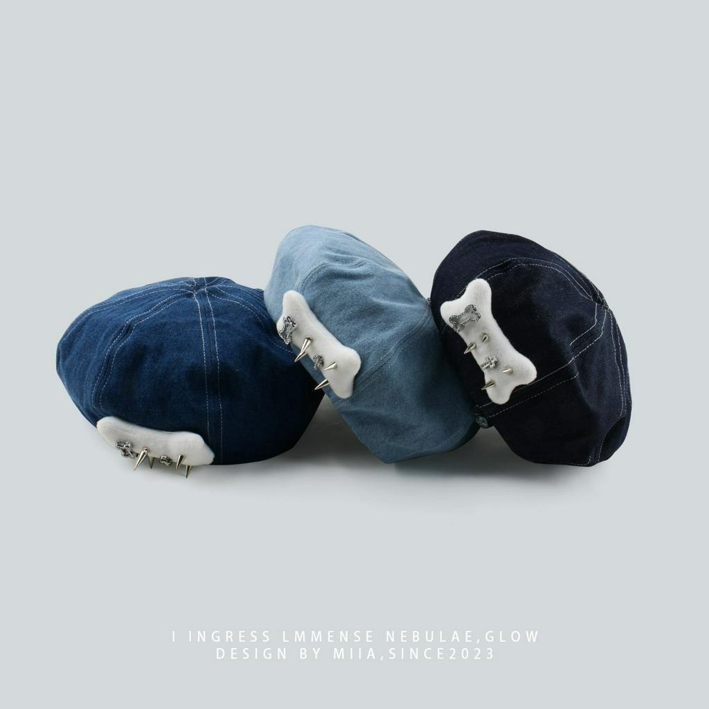 Mũ Beret Đính Đinh Tán Phong Cách Retro Cá Tính Cho Nữ