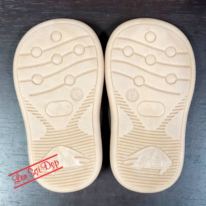 Đế Giày Cao Su Em Bé Có Đục Lỗ