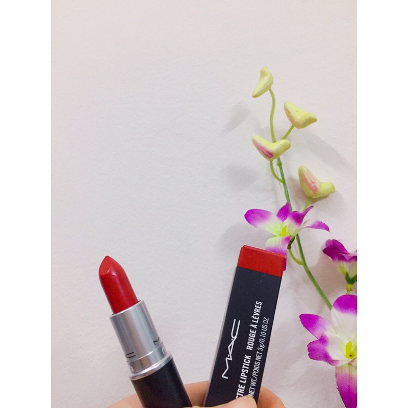 Son MAC Lady Bug – Đỏ Cherry